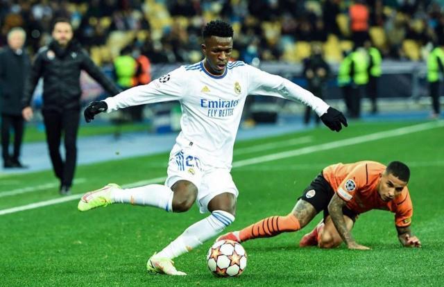 178体育平台-维尼修斯涨球了，但拿“罗纳尔多”捧杀他有点过了吧